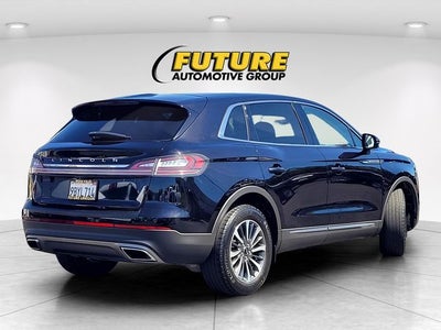 2022 Lincoln Nautilus Standard