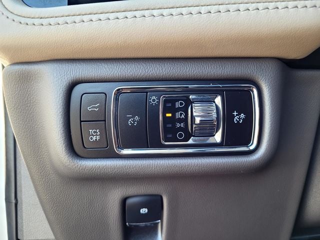 2023 Lincoln Nautilus Standard