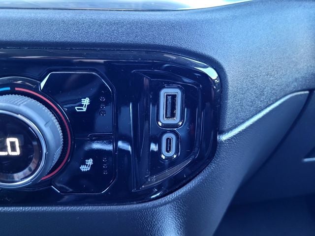 2023 Chevrolet Silverado 1500 LT LT1