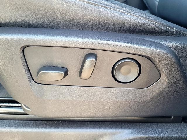2024 Chevrolet Silverado 1500 LT Trail Boss DIESEL LEATHER