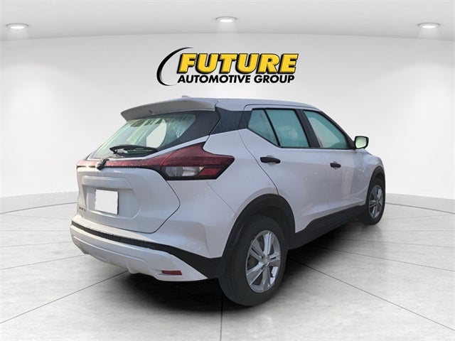 2022 Nissan Kicks S