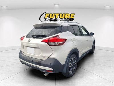 2020 Nissan Kicks SR