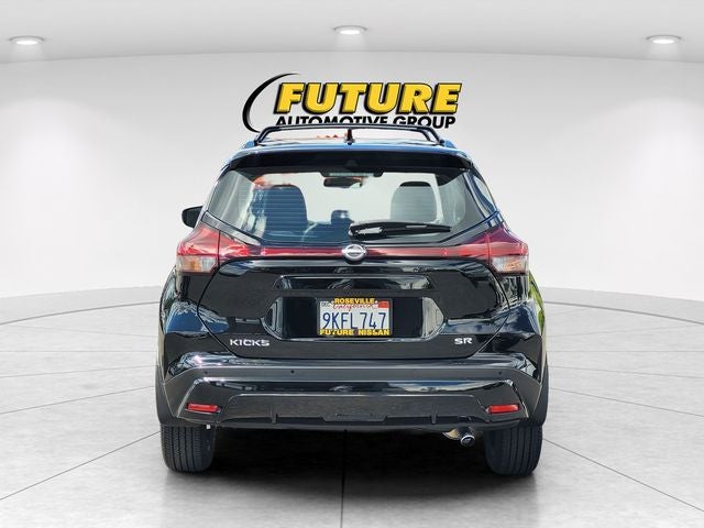 2024 Nissan Kicks SR