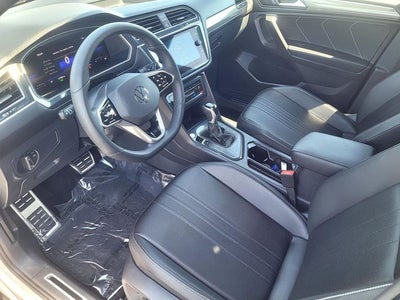2023 Volkswagen Tiguan 2.0T SE R-Line Black