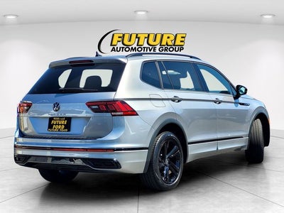 2023 Volkswagen Tiguan 2.0T SE R-Line Black