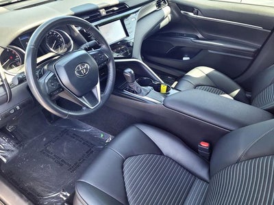 2020 Toyota Camry SE