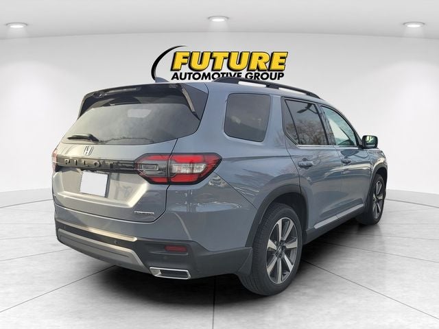 2025 Honda Pilot Touring AWD