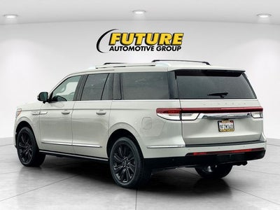 2023 Lincoln Navigator L Reserve