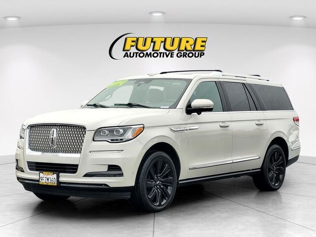 2023 Lincoln Navigator L Reserve