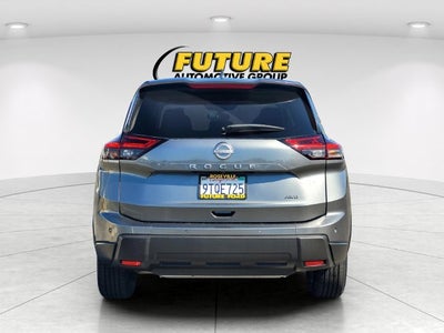 2025 Nissan Rogue SV