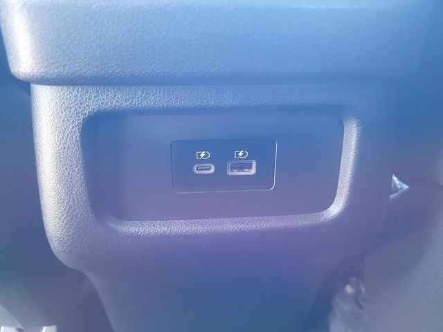 2022 Nissan Pathfinder SV 4WD