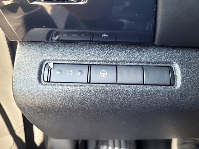 2022 Nissan Pathfinder SV 4WD