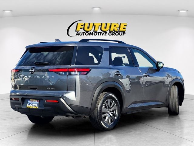 2022 Nissan Pathfinder SV 4WD