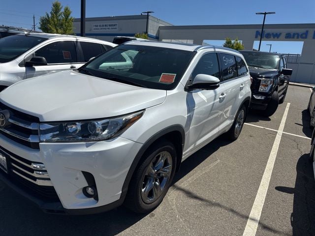 2019 Toyota Highlander Limited Platinum