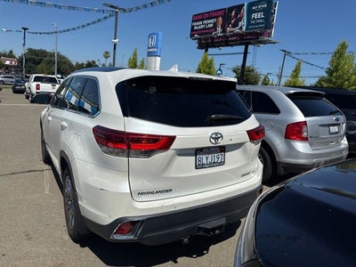 2019 Toyota Highlander Limited Platinum
