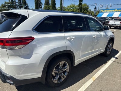 2019 Toyota Highlander Limited Platinum