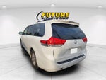 2013 Toyota Sienna XLE 8 Passenger