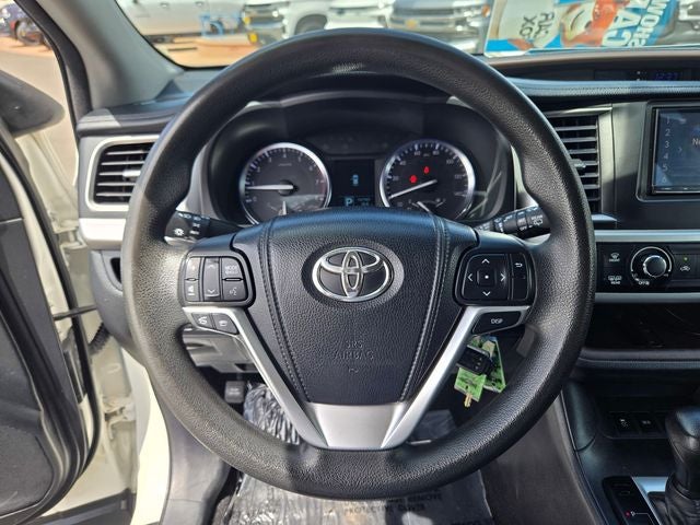 2015 Toyota Highlander LE