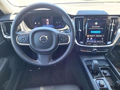 2024 Volvo S60 B5 Core Dark Theme