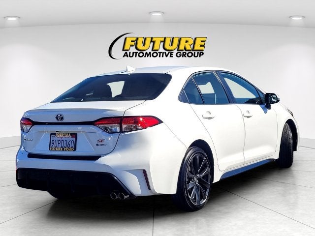 2025 Toyota Corolla Hybrid SE