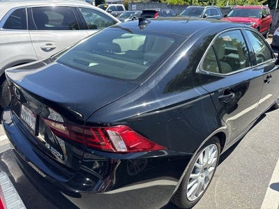 2016 Lexus IS 200t