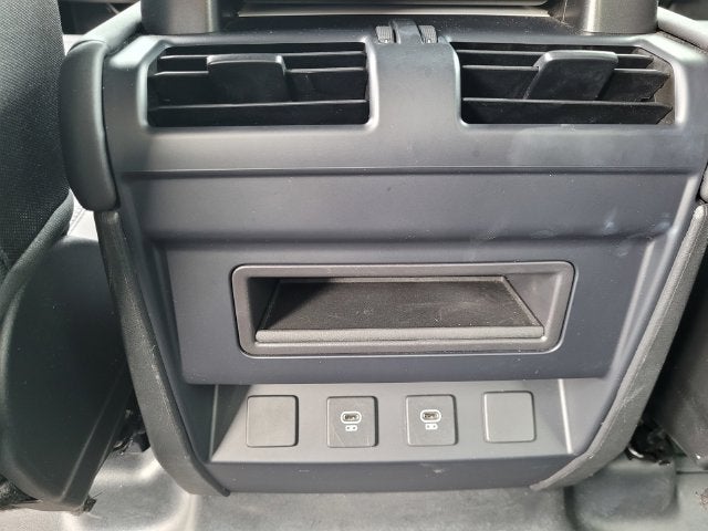 2025 Land Rover Defender 110 S