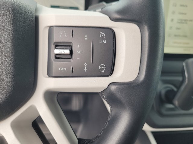2025 Land Rover Defender 110 S