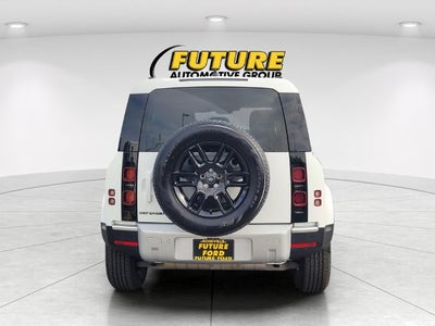 2025 Land Rover Defender 110 S