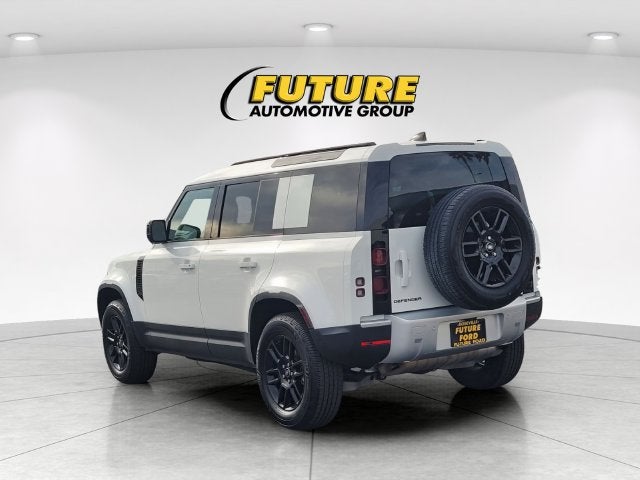 2025 Land Rover Defender 110 S