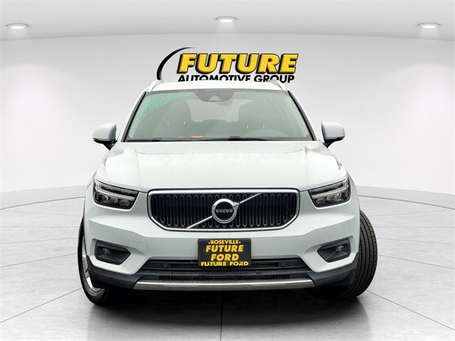 2021 Volvo XC40 Momentum AWD