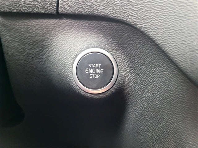 2021 Volvo XC40 Momentum AWD