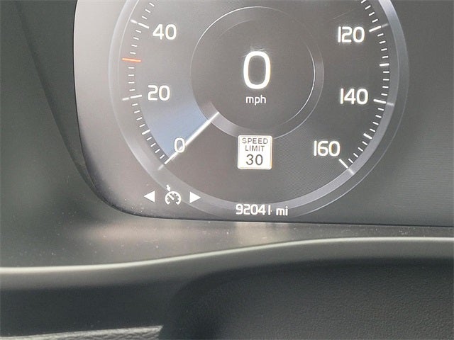 2021 Volvo XC40 Momentum AWD