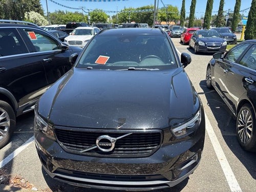 2019 Volvo XC40 R-Design