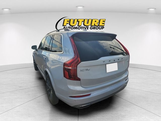 2019 Volvo XC90 T6 Momentum