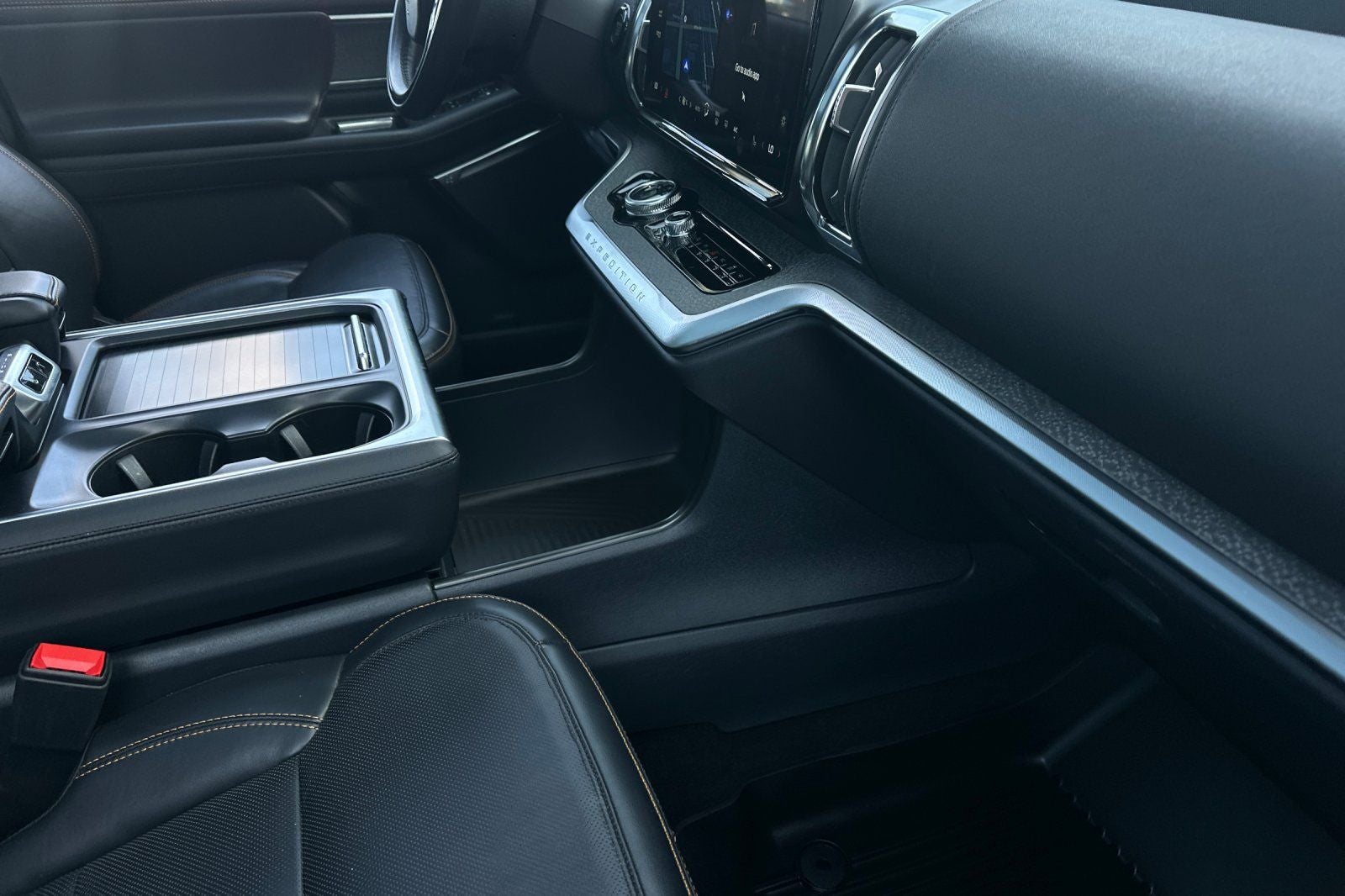 2025 Ford Expedition Tremor 4WD