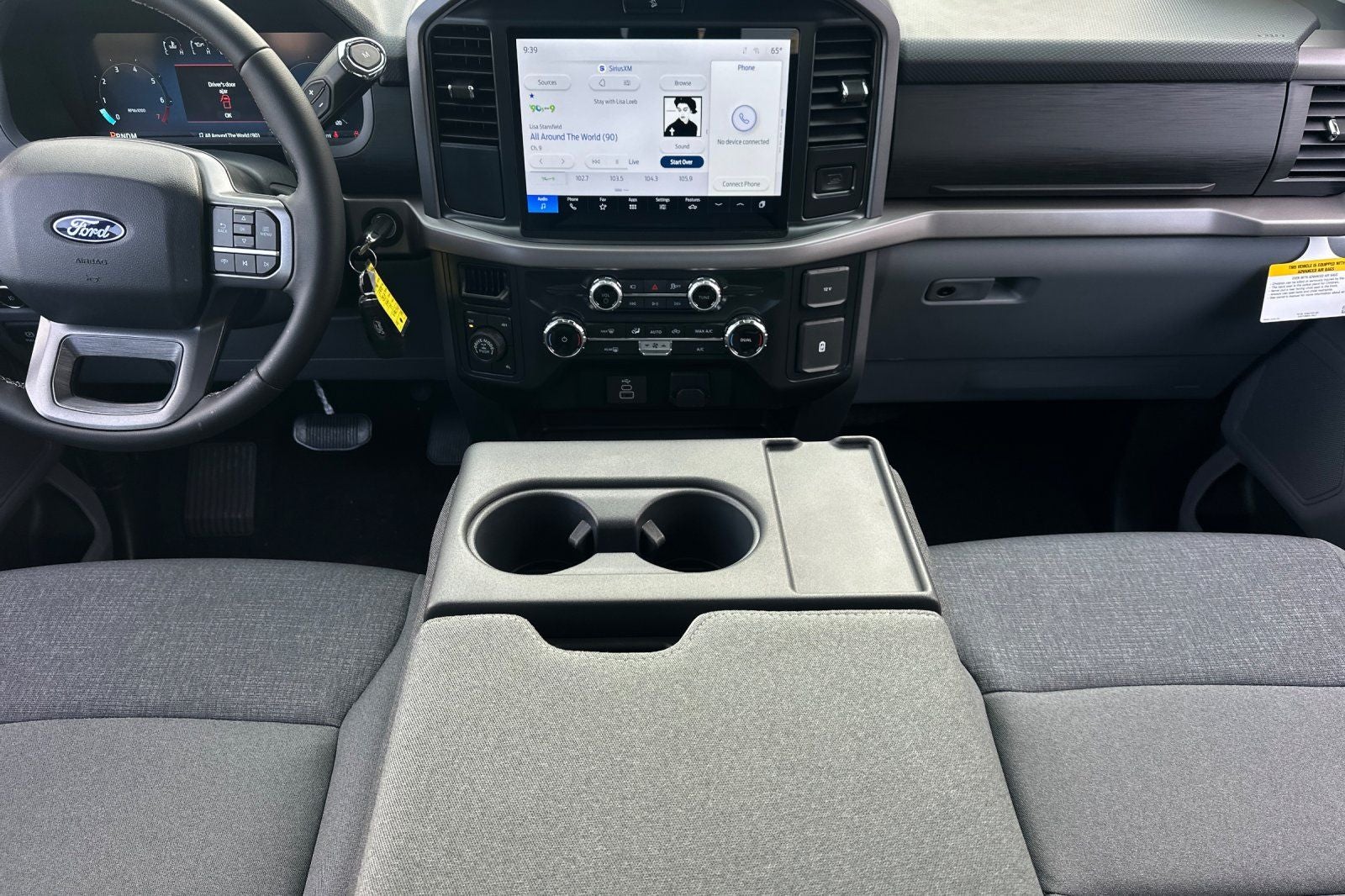 2025 Ford F-150 XLT 4WD SUPER CAB