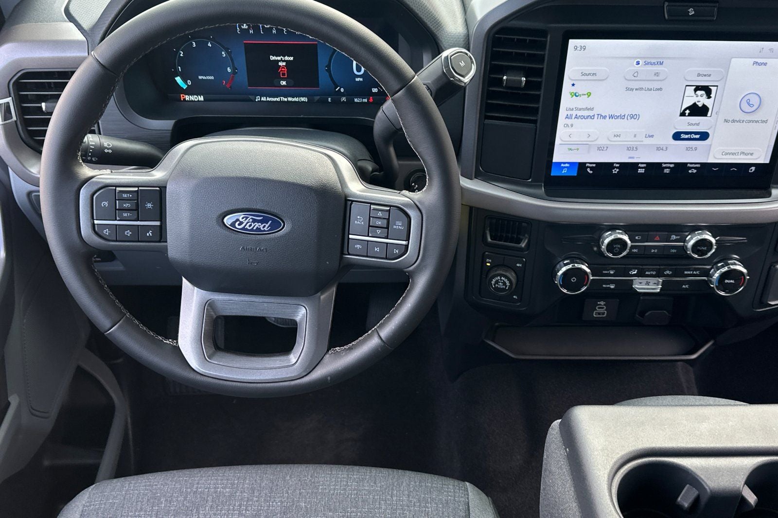 2025 Ford F-150 XLT 4WD SUPER CAB