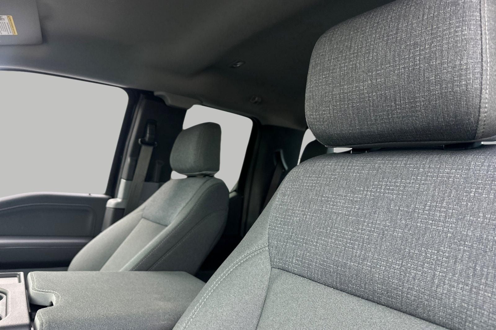 2025 Ford F-150 XLT 4WD SUPER CAB
