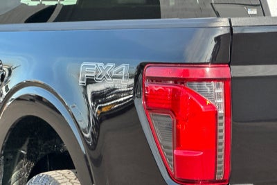 2025 Ford F-150 XLT 4WD SUPER CAB