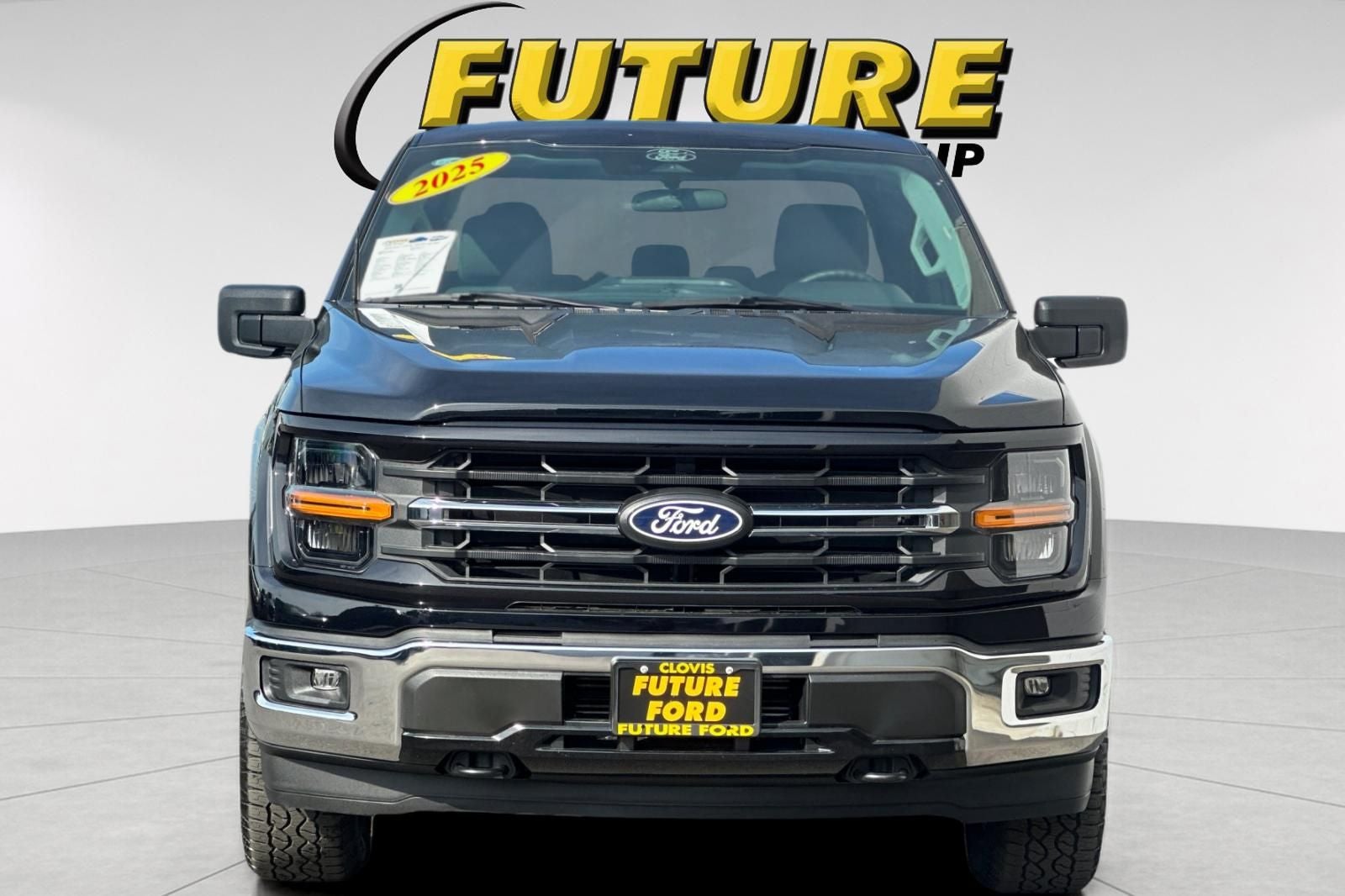 2025 Ford F-150 XLT 4WD SUPER CAB