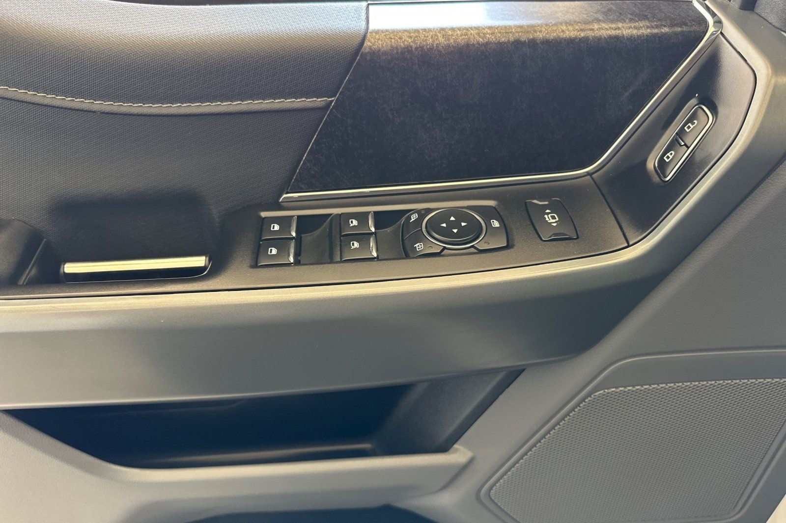 2023 Ford F-150 XLT 4WD