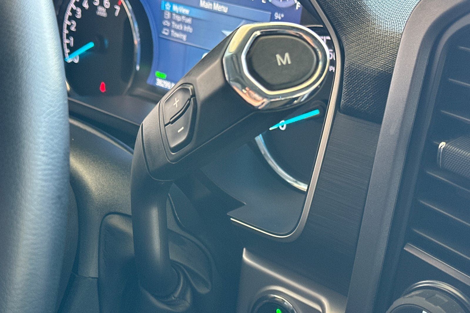 2023 Ford F-150 XLT 4WD
