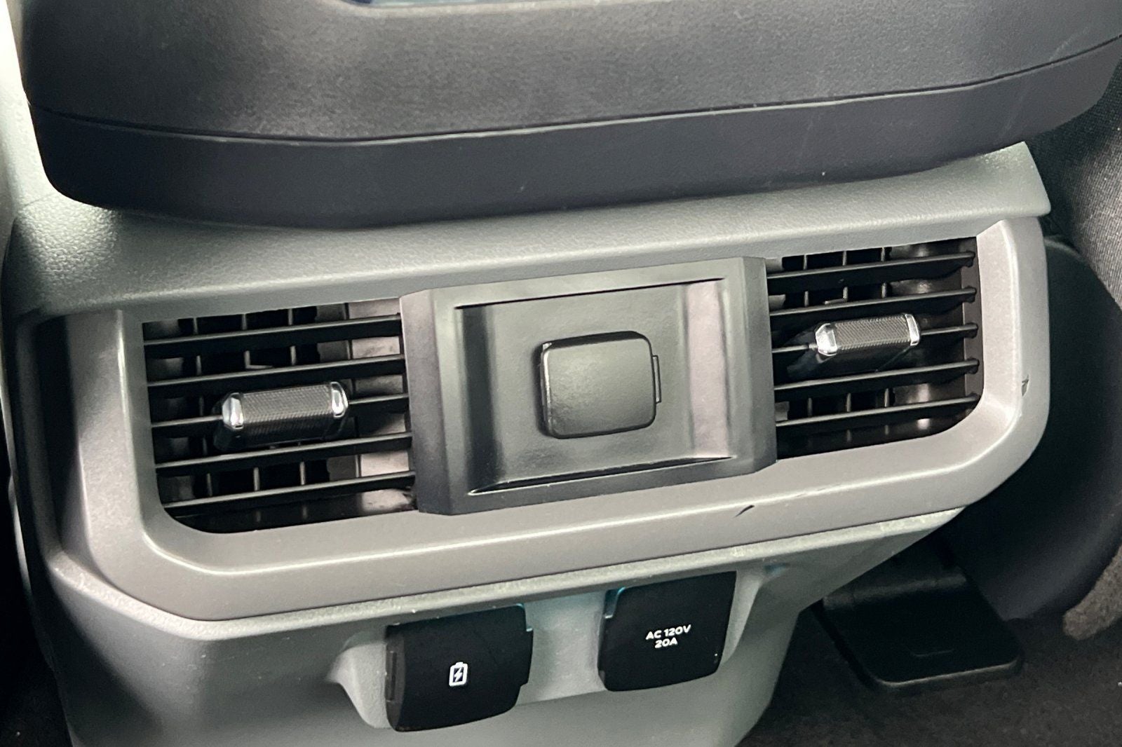 2024 Ford F-150 XLT 4WD