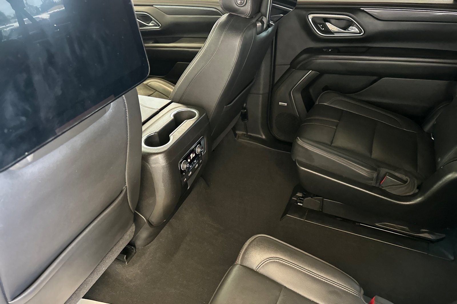 2021 Chevrolet Suburban RST