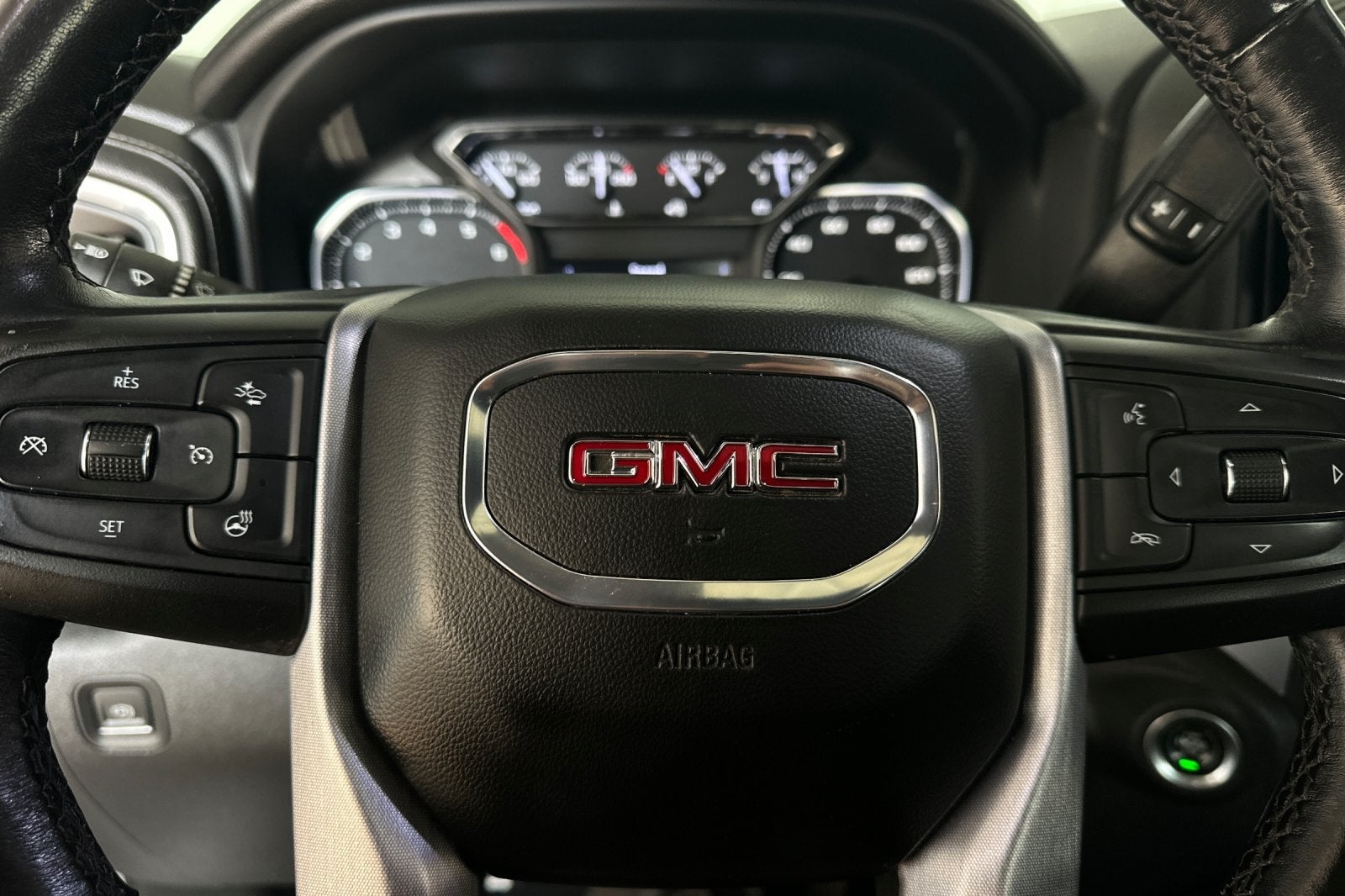 2022 GMC Sierra 1500 Limited SLT 4WD