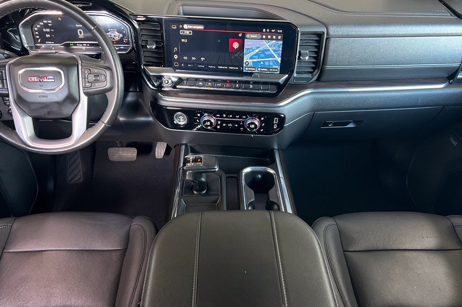 2023 GMC Sierra 1500 SLT 4WD