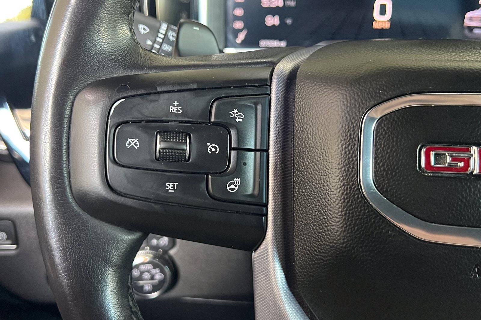2023 GMC Sierra 1500 SLT 4WD