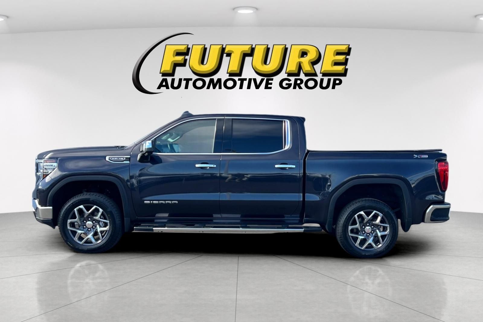 2023 GMC Sierra 1500 SLT 4WD