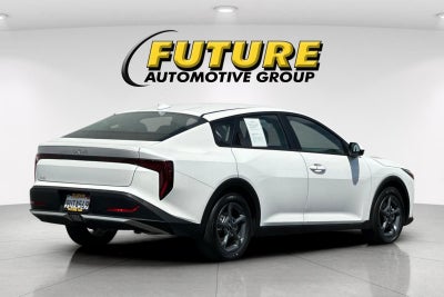 2025 Kia K4 LXS
