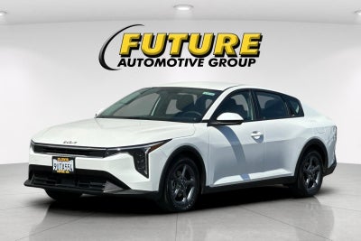 2025 Kia K4 LXS